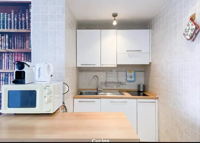 San Pietro - Vaticano - Piscina Estiva * Roma